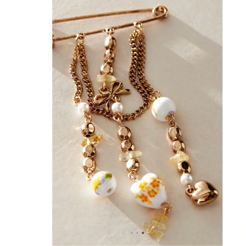 NWT FREE PEOPLE HAPPY DAZE BROOCH - Picture 3 of 3